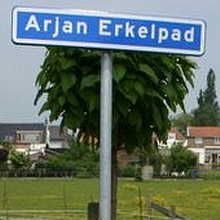 Afbeelding straatnambord Arjan Erkelpad.